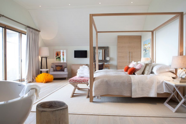 Kamar Tidur dengan Warna Pastel